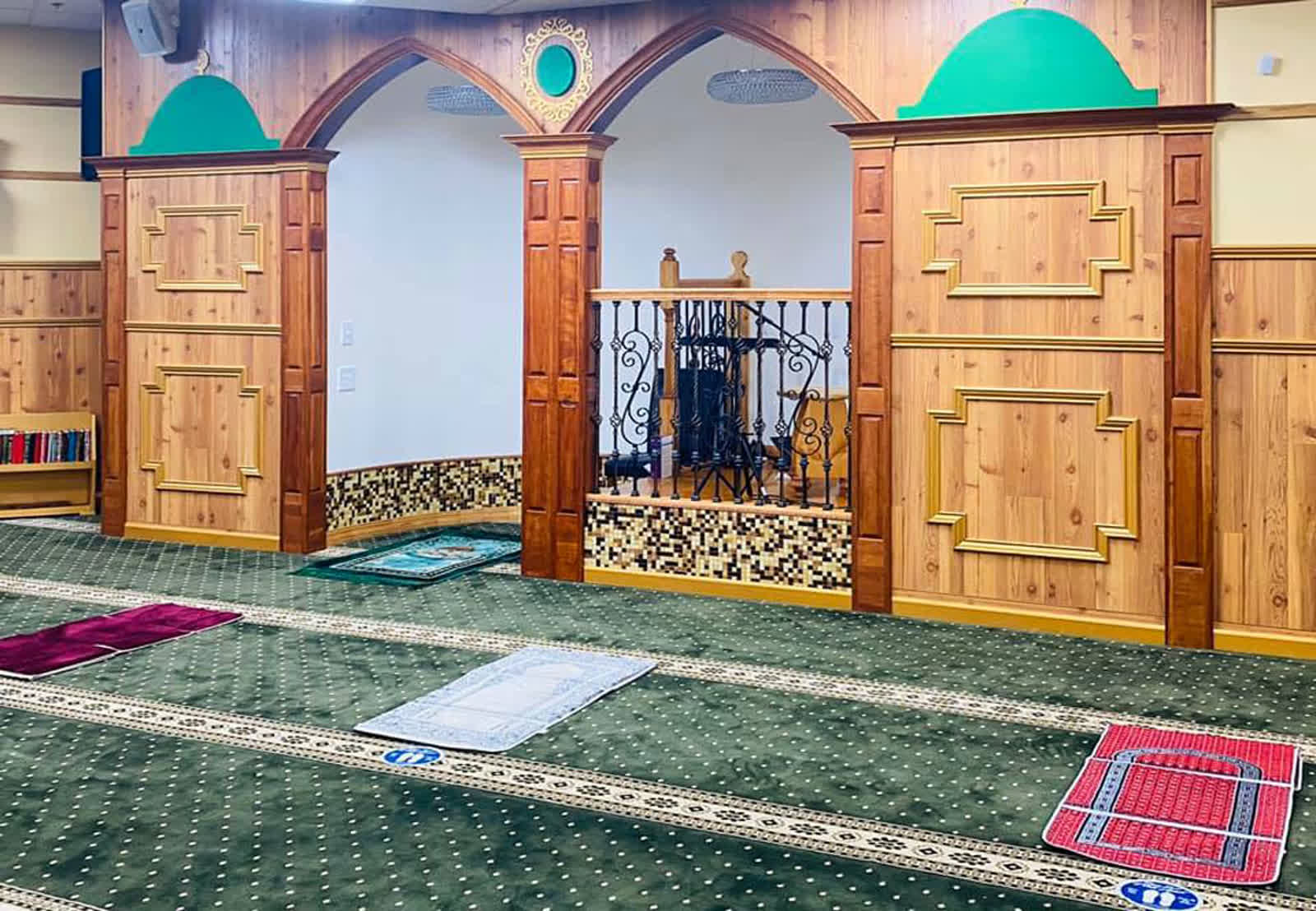 Abubakar As-Saddique Islamic Center prayer hall and mihrab area