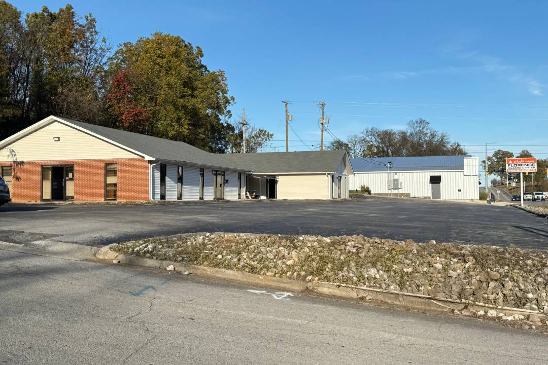 Florence Islamic Center exterior in Florence, AL