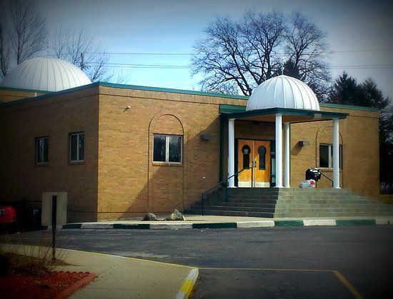 Masjid Al-Fajr exterior entrance on Cold Spring Road in Indianapolis