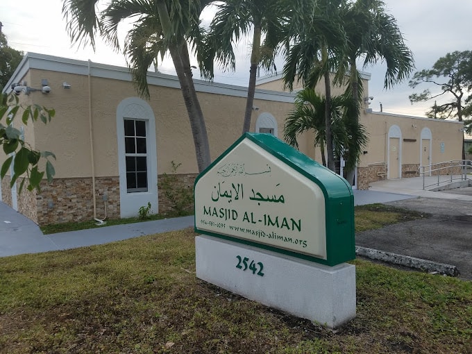 Exterior sign and campus view for Masjid Al Iman of Fort Lauderdale