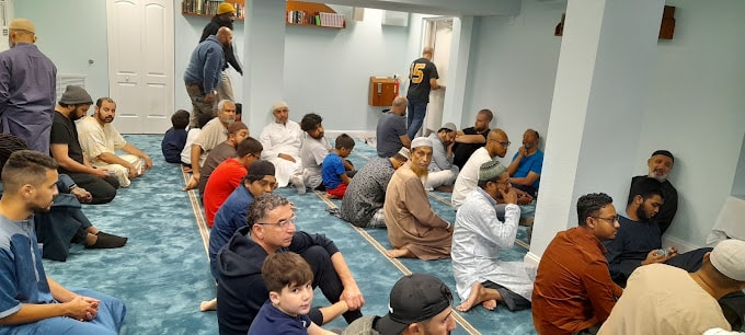 Prayer hall at Masjid Al Iman of Fort Lauderdale