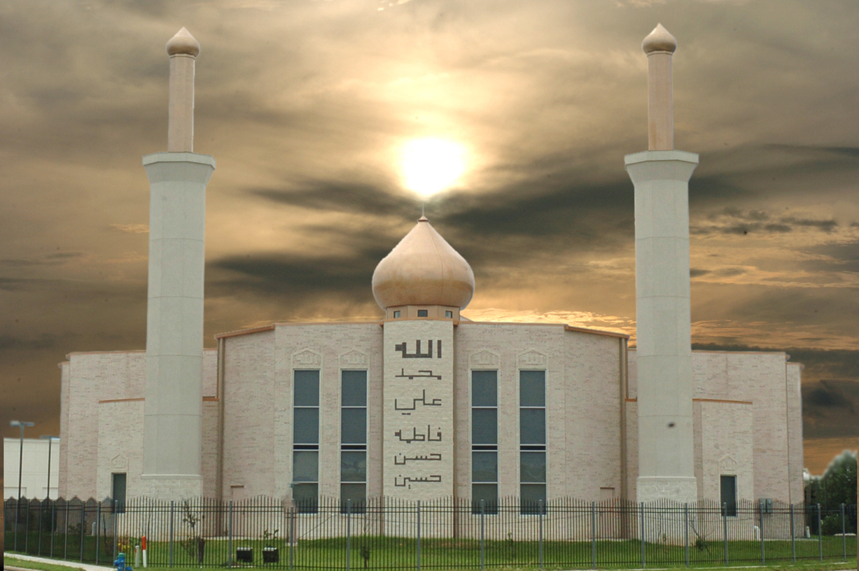 Masjid AlRasool AlAkram exterior with dome and minarets in Houston
