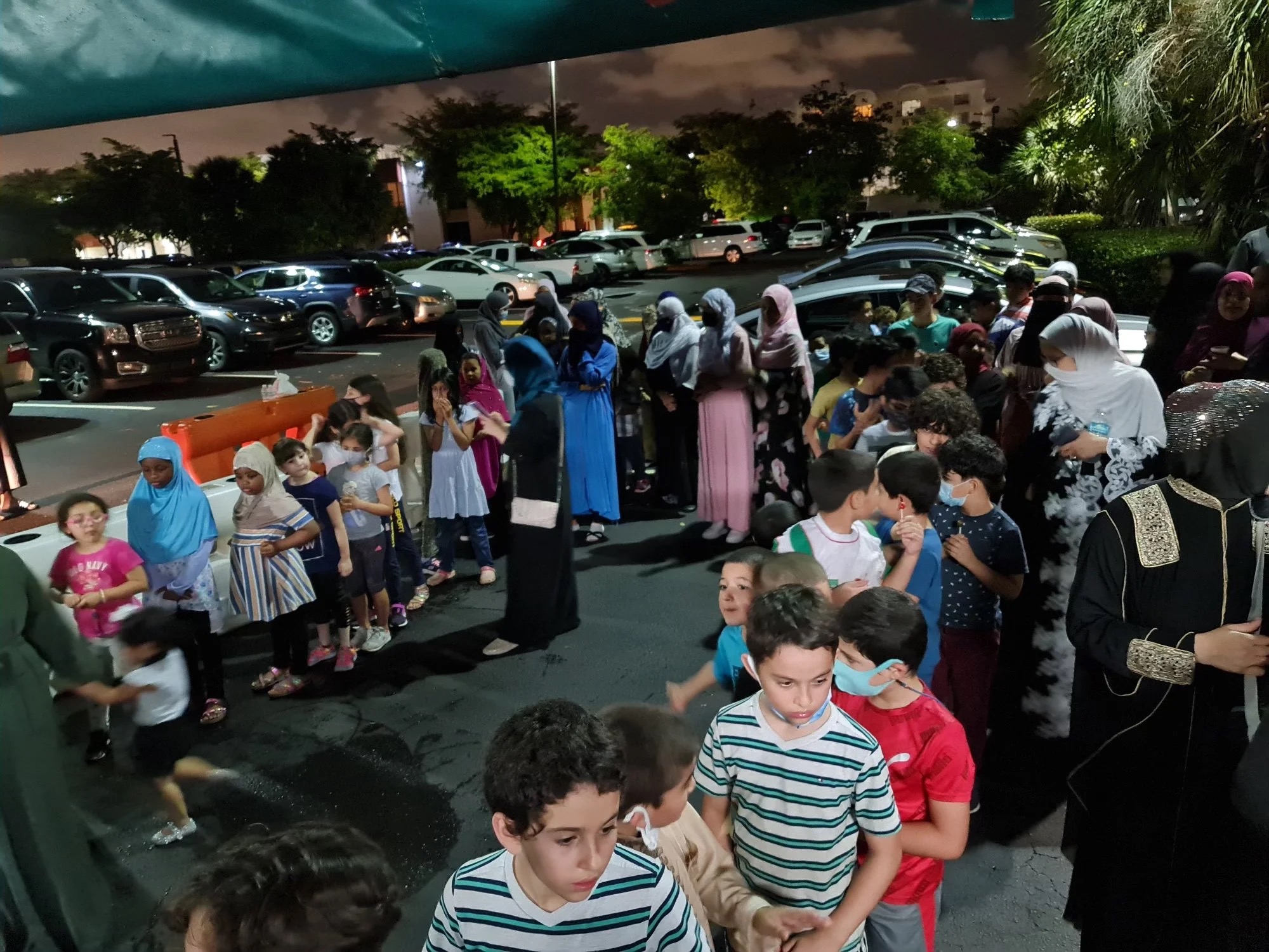 Families gathered for a Masjid As-Sunnah An-Nabawiyyah community event