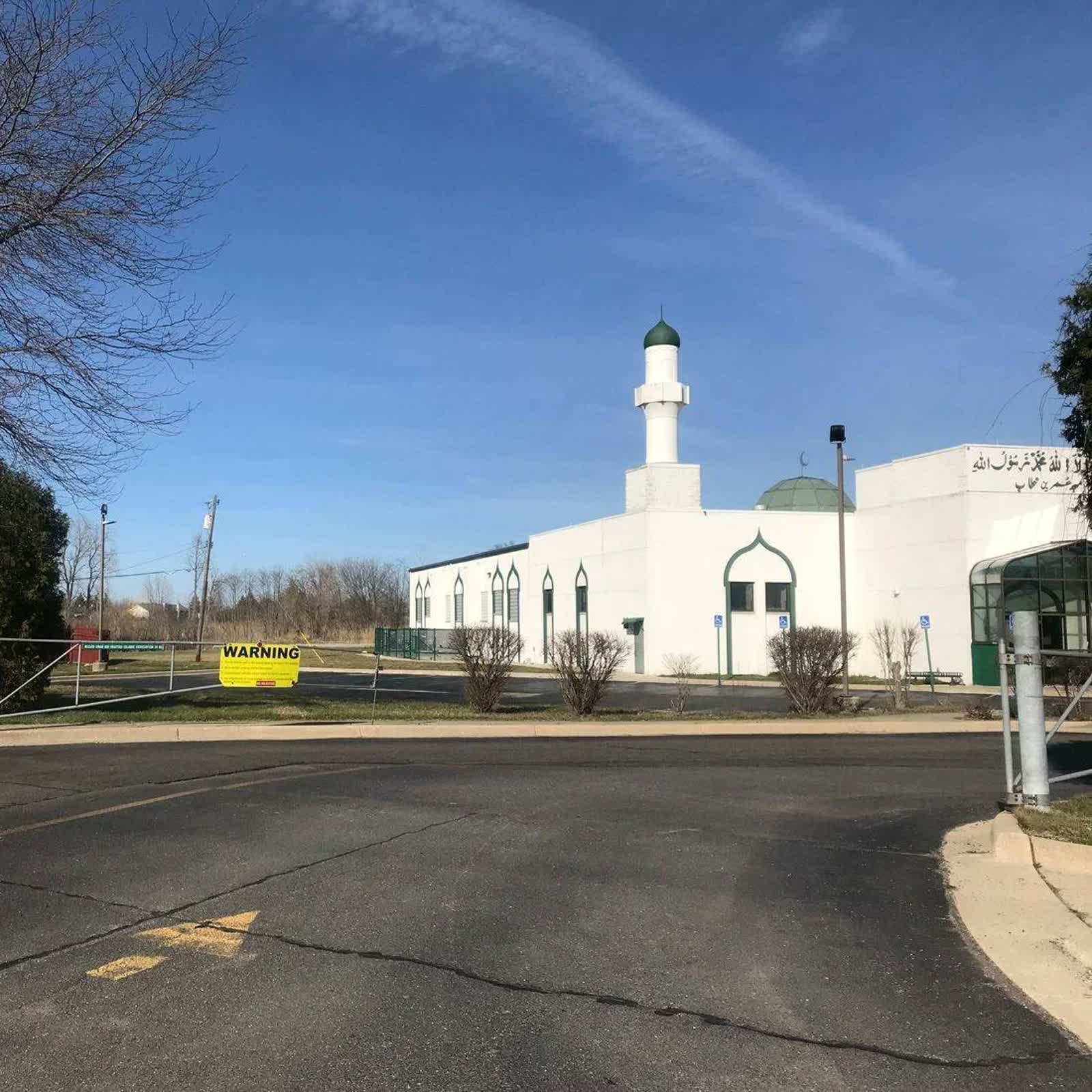 Masjid Umar bin Khattab exterior and minaret in Brownstown, Michigan