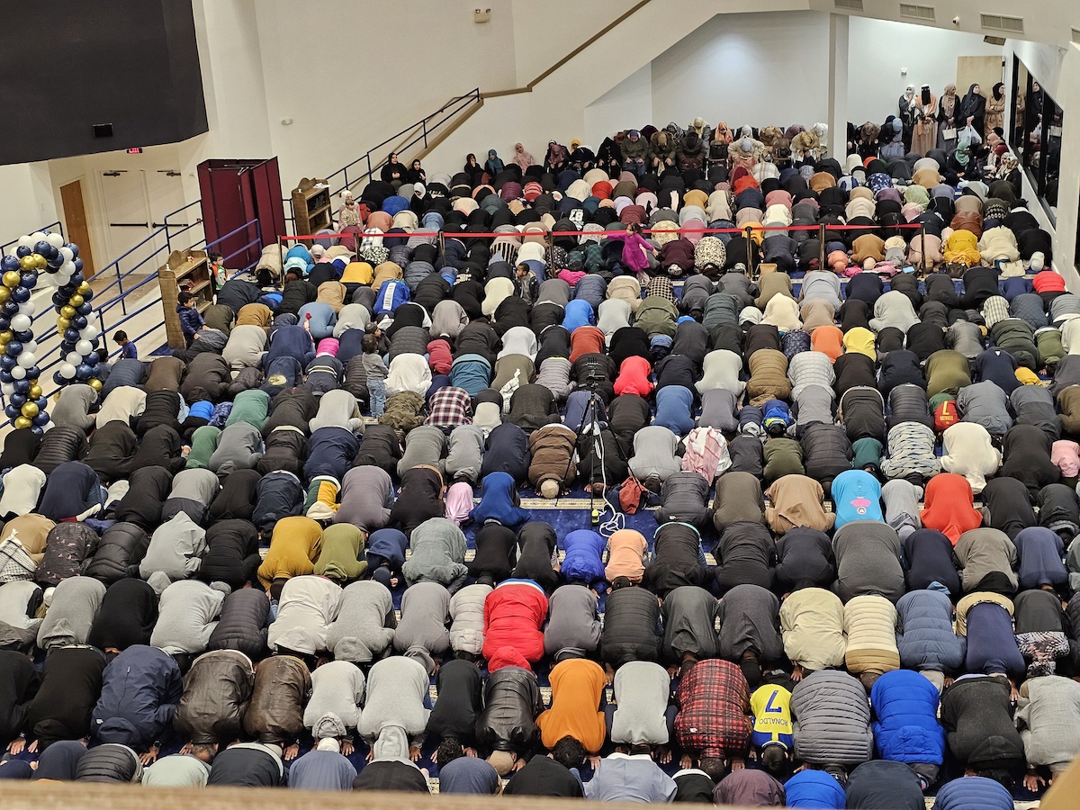 Sachse Muslim Society congregation in prayer inside the main hall