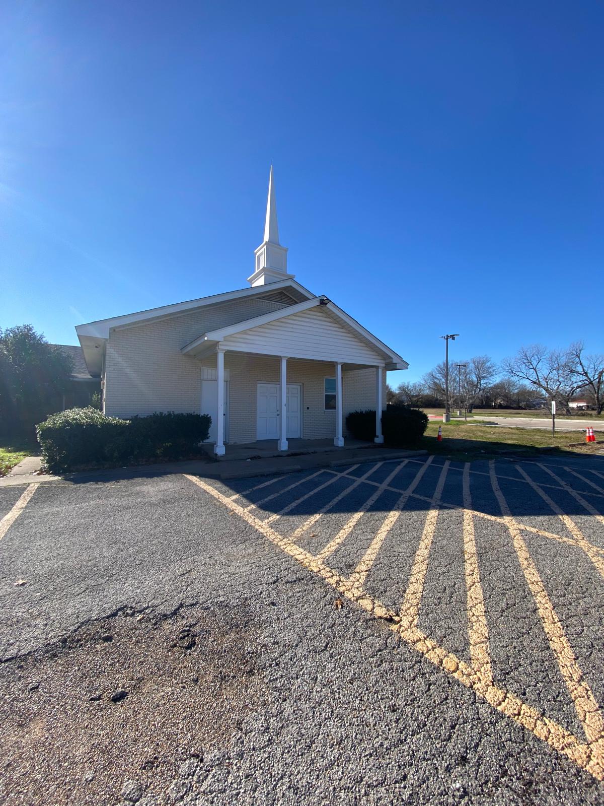 Sachse Muslim Society exterior entrance and steeple on 3rd Street